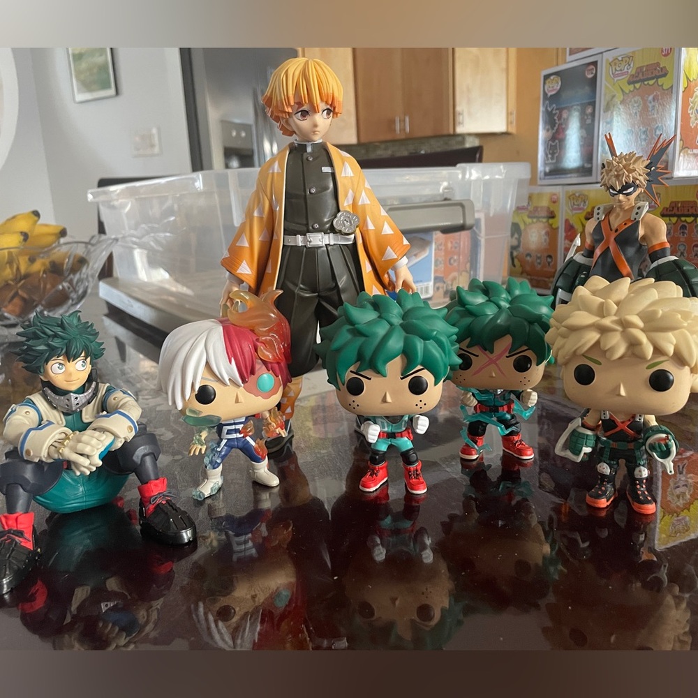 4 Funkopop and 3 anime figures bundle - No box